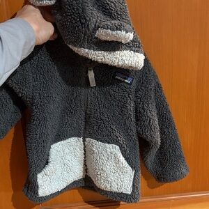 Patagonia Charcoal and Cream Fleece Jacket